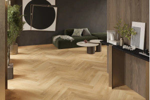 Паркетна дошка Barlinek PURE Classico Line англійська ялинка Дуб Caramel FAMILY, матовий лак, брашований, 4-х стороння фаска, 14*130*725 мм