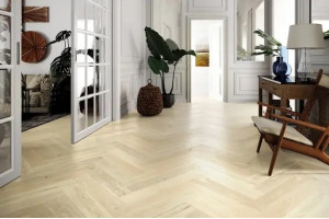 Паркетна дошка Barlinek PURE Classico Line французька ялинка Дуб Bianco, матовий лак, 4-х стороння фаска, брашування, 14*130*725 мм