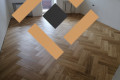 Укладання паркету із заводською обробкою з влаштуванням основи з фанери (малюнок французька | ризька | угорська ялинка, )