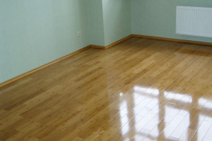 Встановлення плінтуса