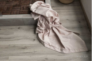 Вінілова підлога клейова Vinilam 2,5 mm 6543 Дуб Темплін, 43 клас, мікрофаска, 2.5*188*1228 мм