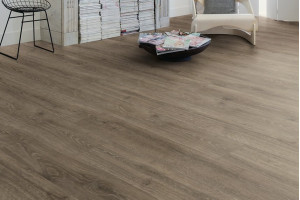 Ламінат Quick-Step Majestic Дуб лісовий коричневий, 32 клас, фаска 4v, вологостійкий, 9.5*240*2050 мм