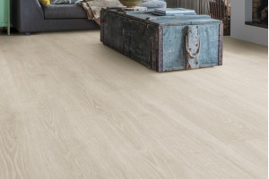 Ламінат Quick-Step Majestic Дуб лісовий світло-сірий, 32 клас, фаска 4v, вологостійкий, 9.5*240*2050 мм