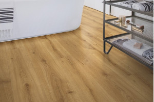 Ламінат Quick-Step Majestic Дуб пустеля теплий натуральний, 32 клас, фаска 4v, вологостійкий, 9.5*240*2050 мм