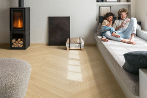 Quick-Step вініл Ciro Дуб чистий рум'янець, англійська ялинка, 33 клас, водостійкий, замковий, фаска 4v, брашування, підкладка, 6*126*630 мм