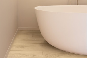 Ламінат Quick-Step Classic Дуб пустеля сірувато-бежевий, 32 клас, фаска 4v, вологостійкий, 8*190*1200 мм