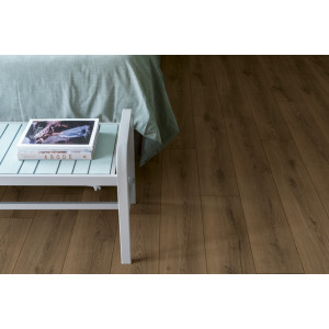 Ламінат Quick-Step Classic Дуб теплий коричневий, 32 клас, фаска 4v, вологостійкий, 8*190*1200 мм